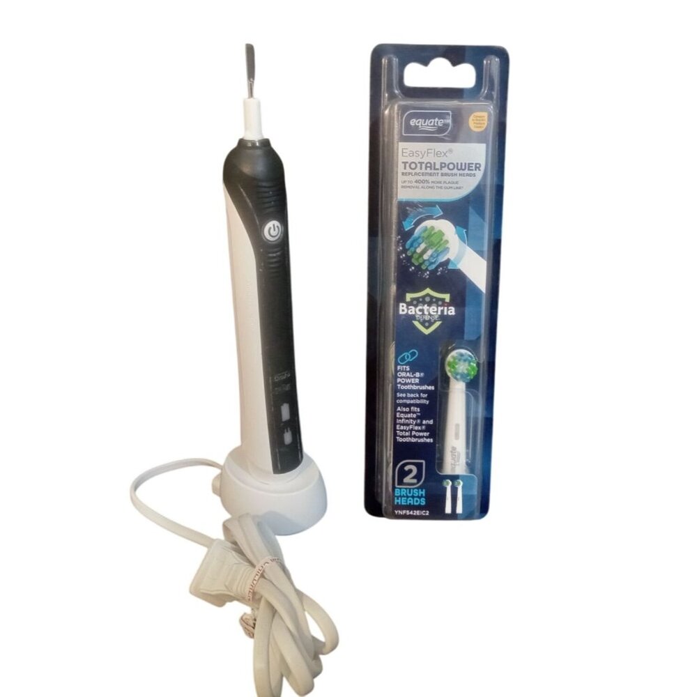 Braun Oral B Electric Toothbrush Black 3757 Charger 2 New Brush Heads